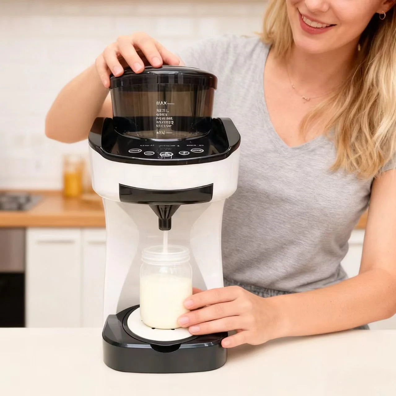 Smart Baby Formula Maker with App Control & Fast Mixing